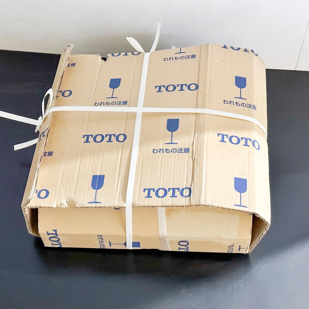 【未使用品】【開封品】【中古A】 TOTO 壁掛手洗器 L30DM#NW1(水栓・石鹸入れは別売り)